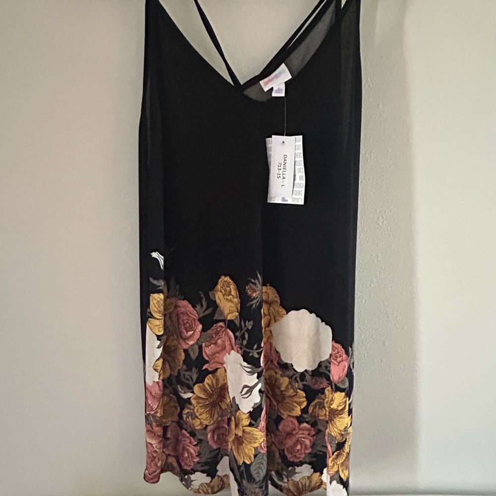 LulaRoe Daniella Tank - Size Large